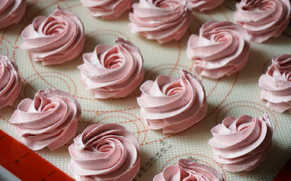 Zephyr: Light and Beautiful Berry & Apple Dessert