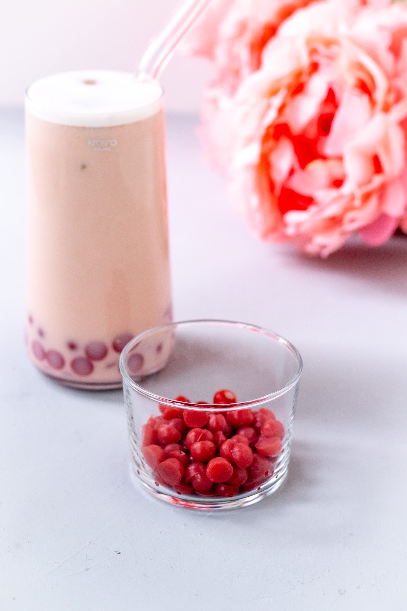 Vegan Strawberry Boba (Tapioca-Free)